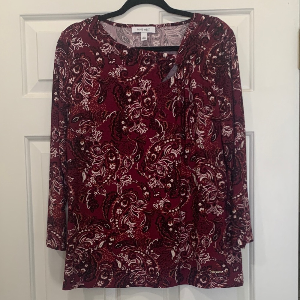 Nine West Top - Picture 1 of 8